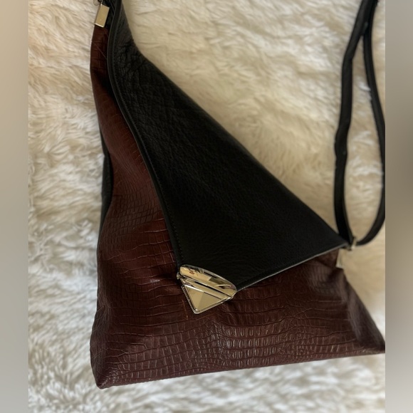 Thomas Leathers Asymmetric Angle Black & Brown Crossbody Handbag Croc Emboss - Picture 4 of 13